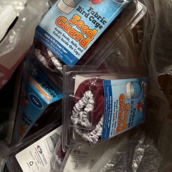 12 packages Lot of seed guards XL size cages bird bloomers fabric cage brainers - Picture 1 of 1